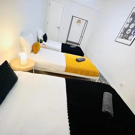 Rooms, Ideal Location For Tourists * Lissabon