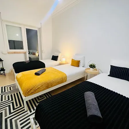Хостел Rooms, Ideal Location For Tourists Лиссабон