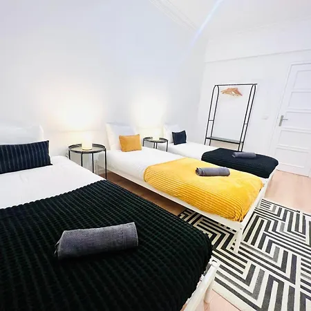 Rooms, Ideal Location For Tourists ホステル