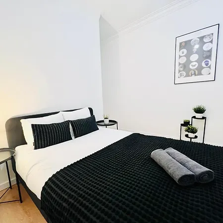 ホステル Rooms, Ideal Location For Tourists