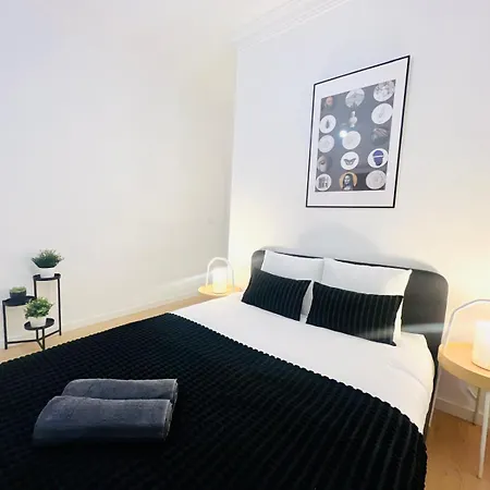 Rooms, Ideal Location For Tourists ホステル リスボン