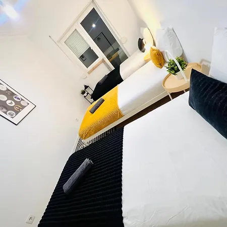 ホステル Rooms, Ideal Location For Tourists
