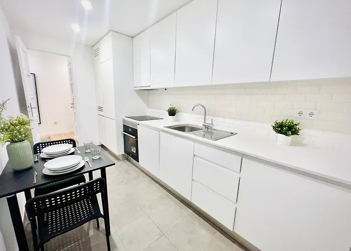 Rooms, Ideal Location For Tourists Hostel *