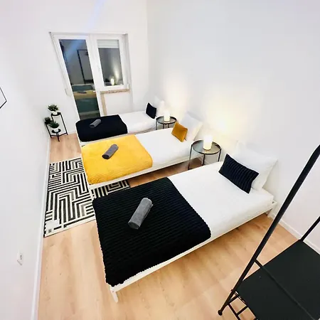 Hostal Rooms, Ideal Location For Tourists