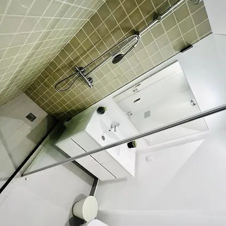 Hostal Rooms, Ideal Location For Tourists *