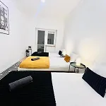 Rooms, Ideal Location For Tourists Lisbon